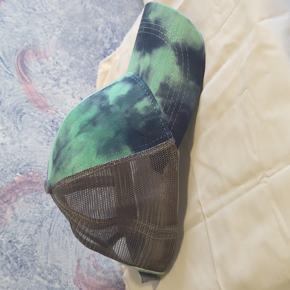 Tie dye ponytail Hat - Picture 3 of 3